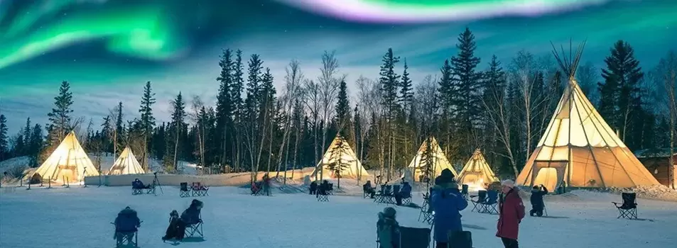 Kuzey Işıklarının Altında İzlanda